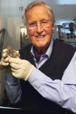 Watch The Incredible Story of Marie Antoinette\'s Watch... With Nicholas Parsons Alluc