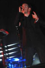 Watch Massive Attack Live In Glastonbury Alluc